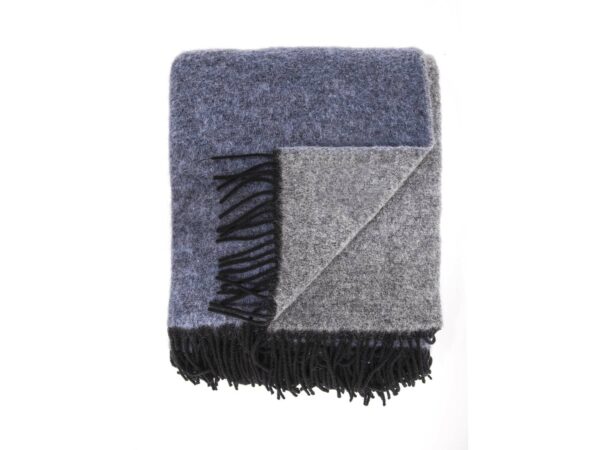 Plaid raffaello in morbido mohair con frange